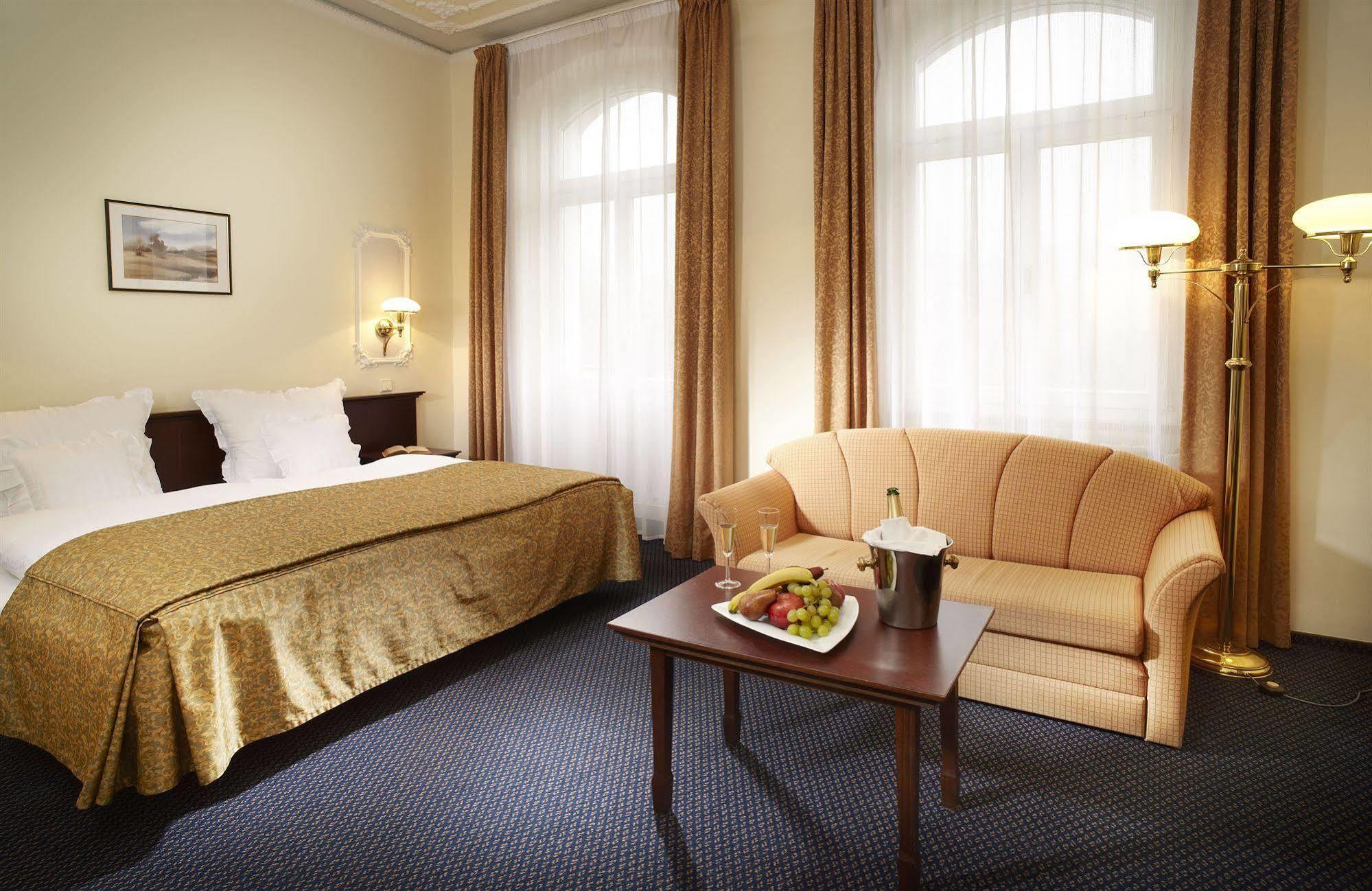 Hotel Excelsior Mariánské Lázně Esterno foto